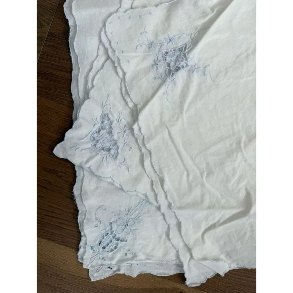 8 Vintage Embroidered Punchwork White Muslin 15” Square Napkins Blue Edging